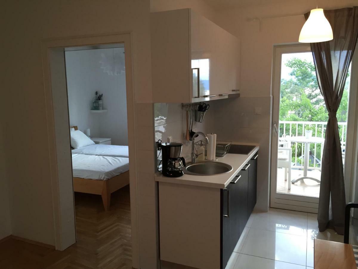 Apartments Papalinna 2 By Moro Krk Town Dış mekan fotoğraf